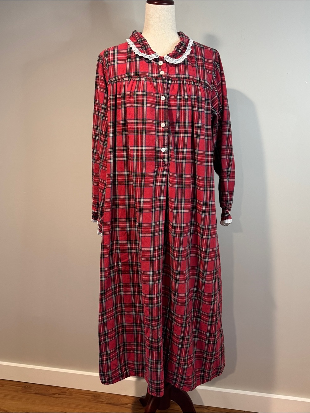 Lanz Of Salzburg Red Tartan Plaid Flannel Nightgown Peter Pan Collar Lace XL